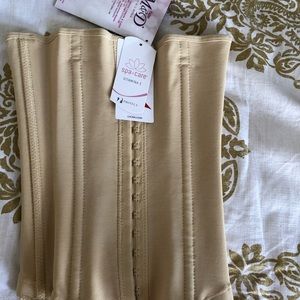 Shape-wear  faja colombiana, cinturilla, waist cincher corset.